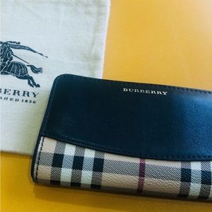 Final Price - Authentic Burberry Haymarket Check Wallet- black